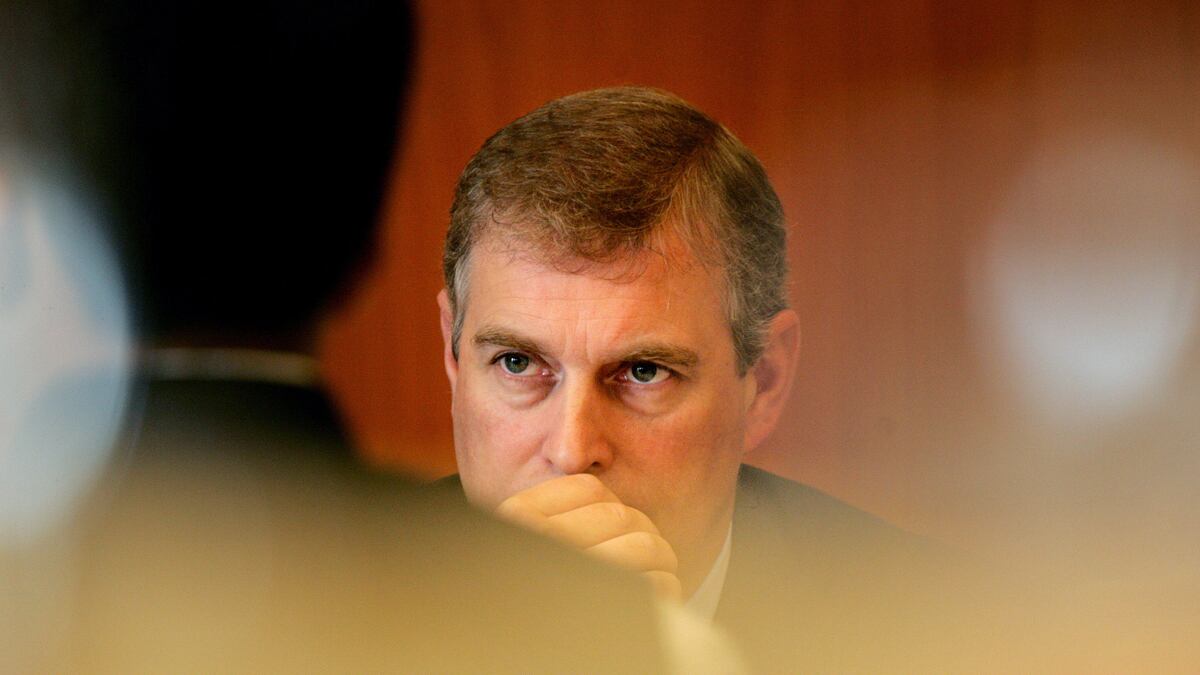 articles/2011/07/23/prince-andrew-quits-jobs-as-u-k-trade-envoy-it-s-about-time/prince-andrew-cheat_wfexqy