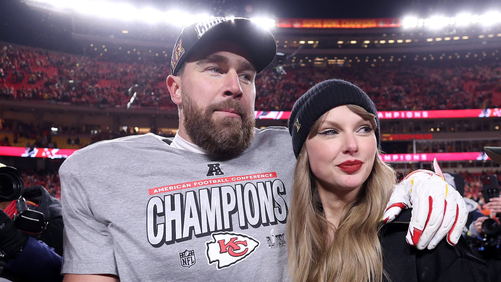 Travis Kelce and Taylor Swift.