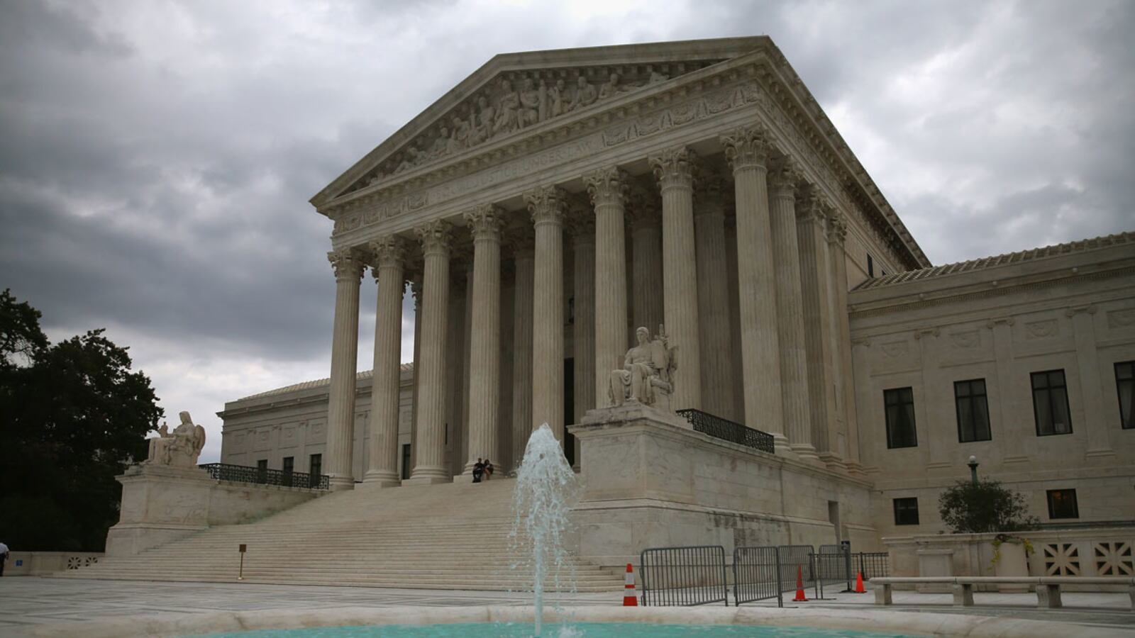 cheats/2014/08/20/scotus-halts-gay-marriage-in-virginia/140821-scotus-gay-marriage-cheat_dw5vkh