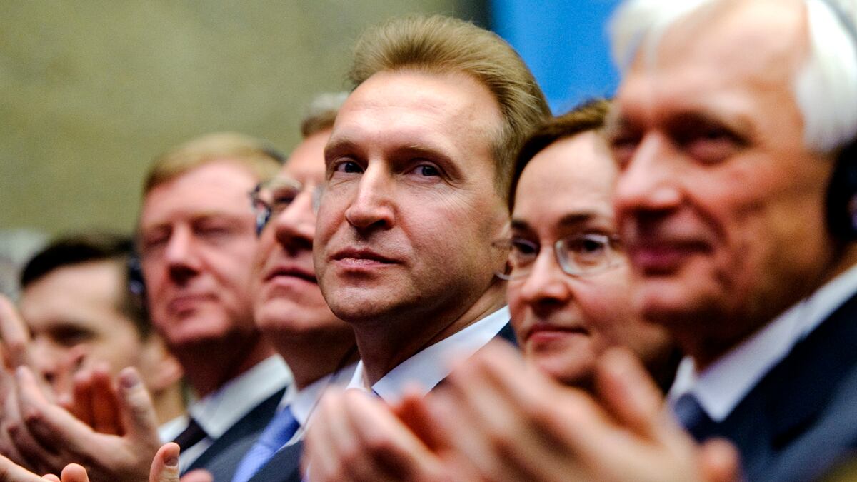 cheats/2011/12/16/russia-joins-wto/wto-accepts-russia-cheat_e8ldyp