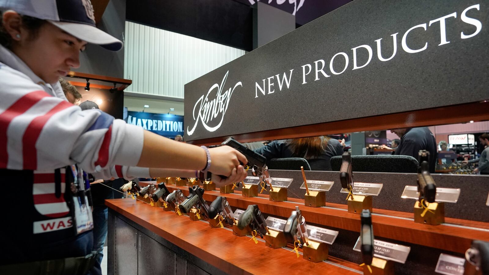 semiautomatic_pb9fks