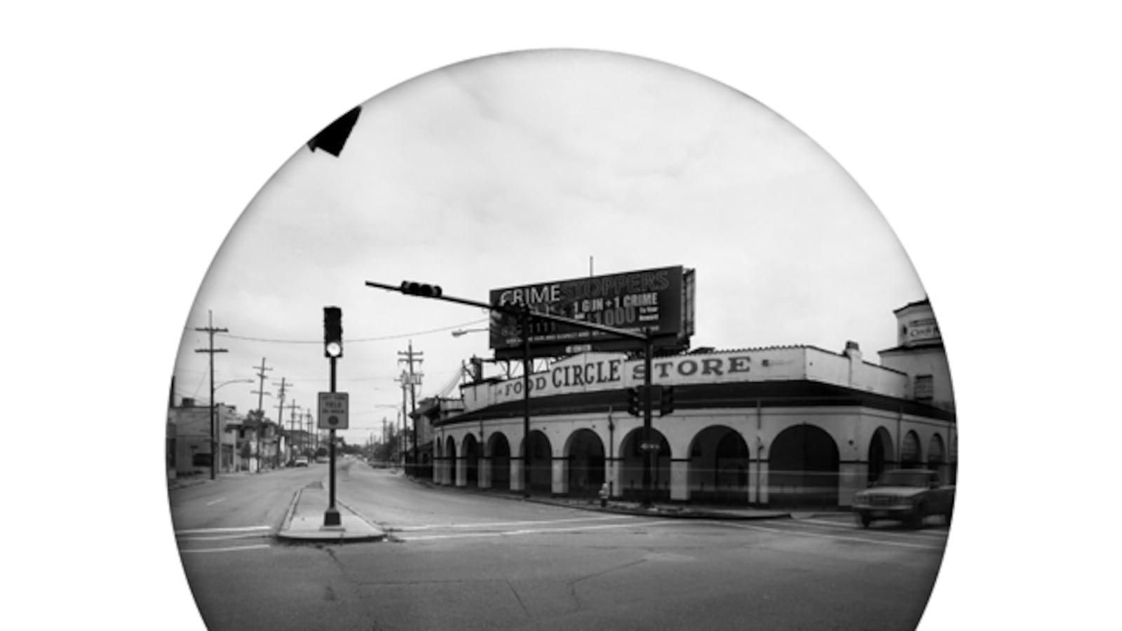 galleries/2011/01/27/a-haunting-look-at-new-orleans/deborah-luster---4_gmswea