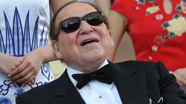 cheats/2012/06/13/adelson-gives-10m-romney-pac/sheldon-adelson-money-romney-cheat_no2ieh