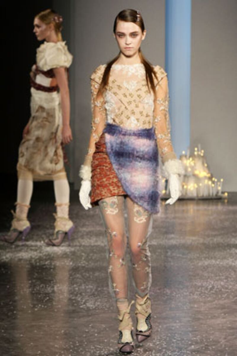 galleries/2010/02/16/fashion-week-day-6/fashion-week-wrap-4---rodarte-3_yokla2
