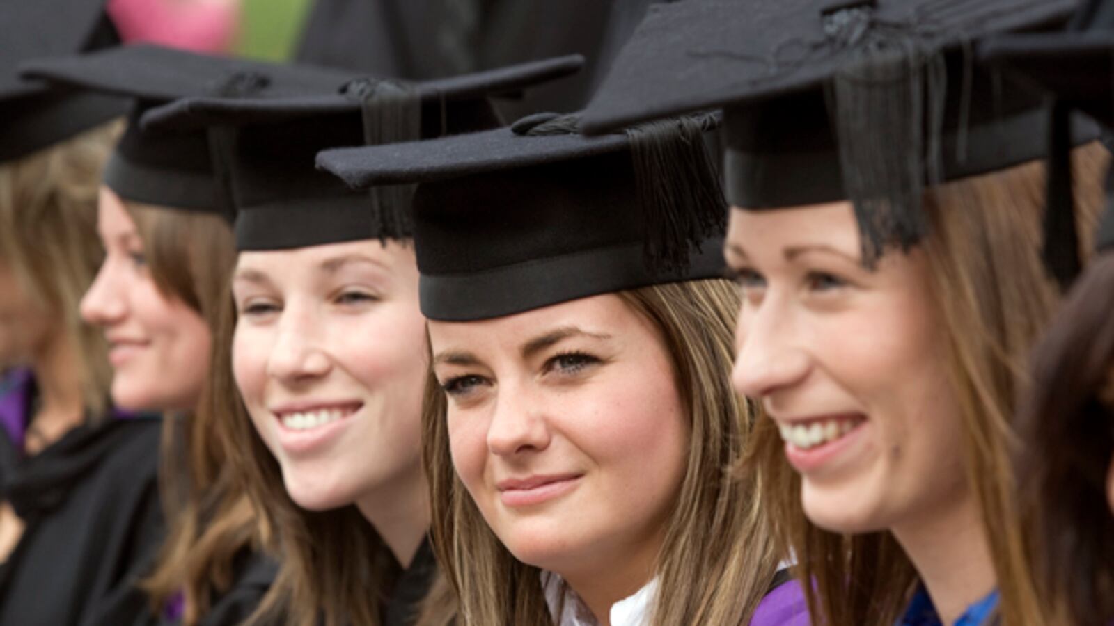 cheats/2011/08/17/survey-women-get-more-from-college-than-men/women-grads-college-630_zl71dg