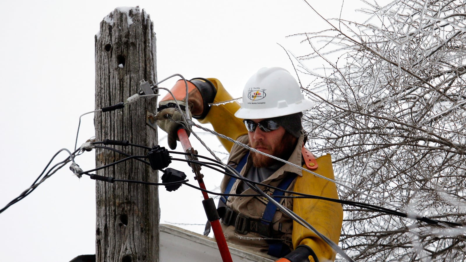 cheats/2013/12/29/northeast-prepares-for-new-storm/131229-ice-storm-cheat_te7xat