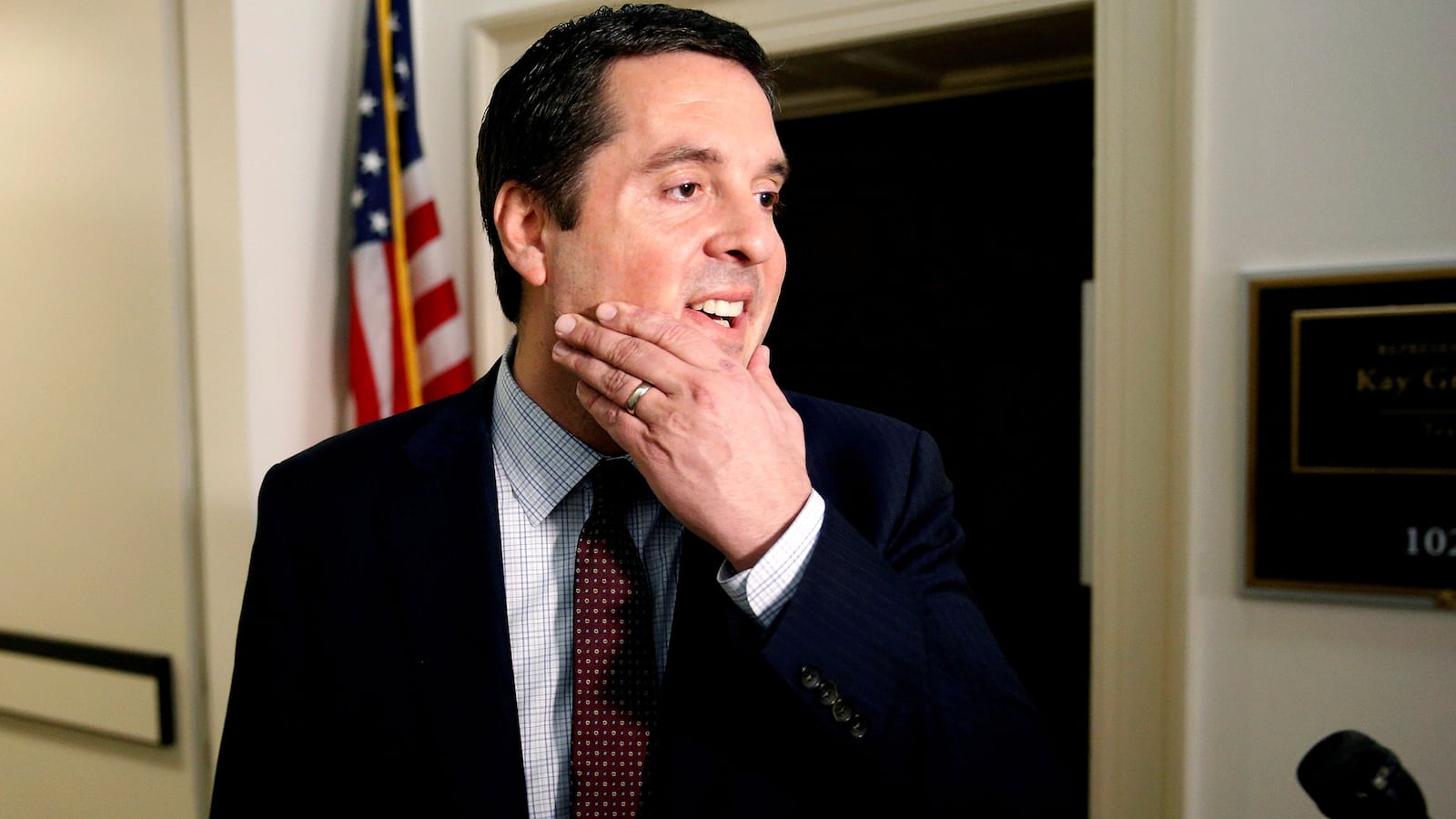 180202-daly-devin-nunes-hero_prkg0f