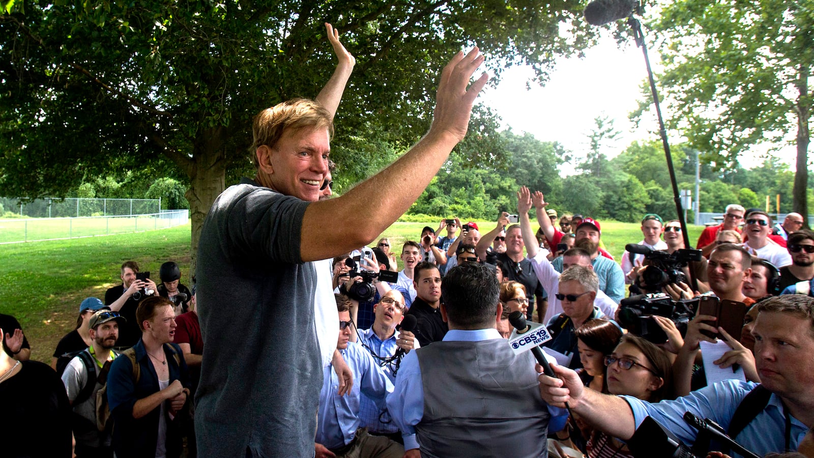 170817-clift-david-duke-tease_hhkqpe