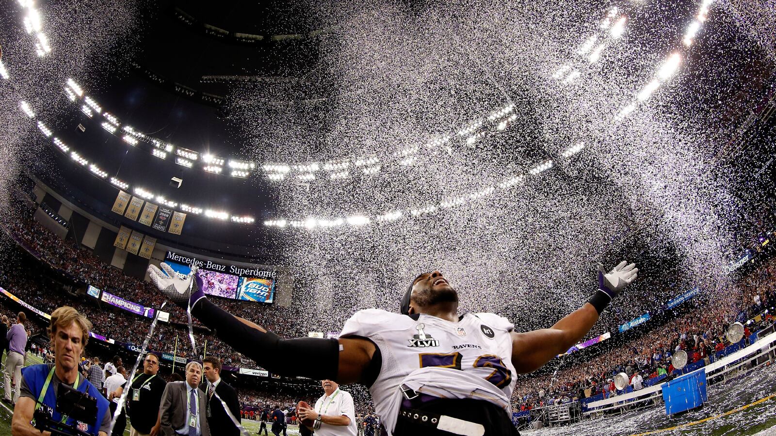 cheats/2013/02/04/super-bowl-was-most-watched-game-ever/Superbowl-record-cheat_cjoric