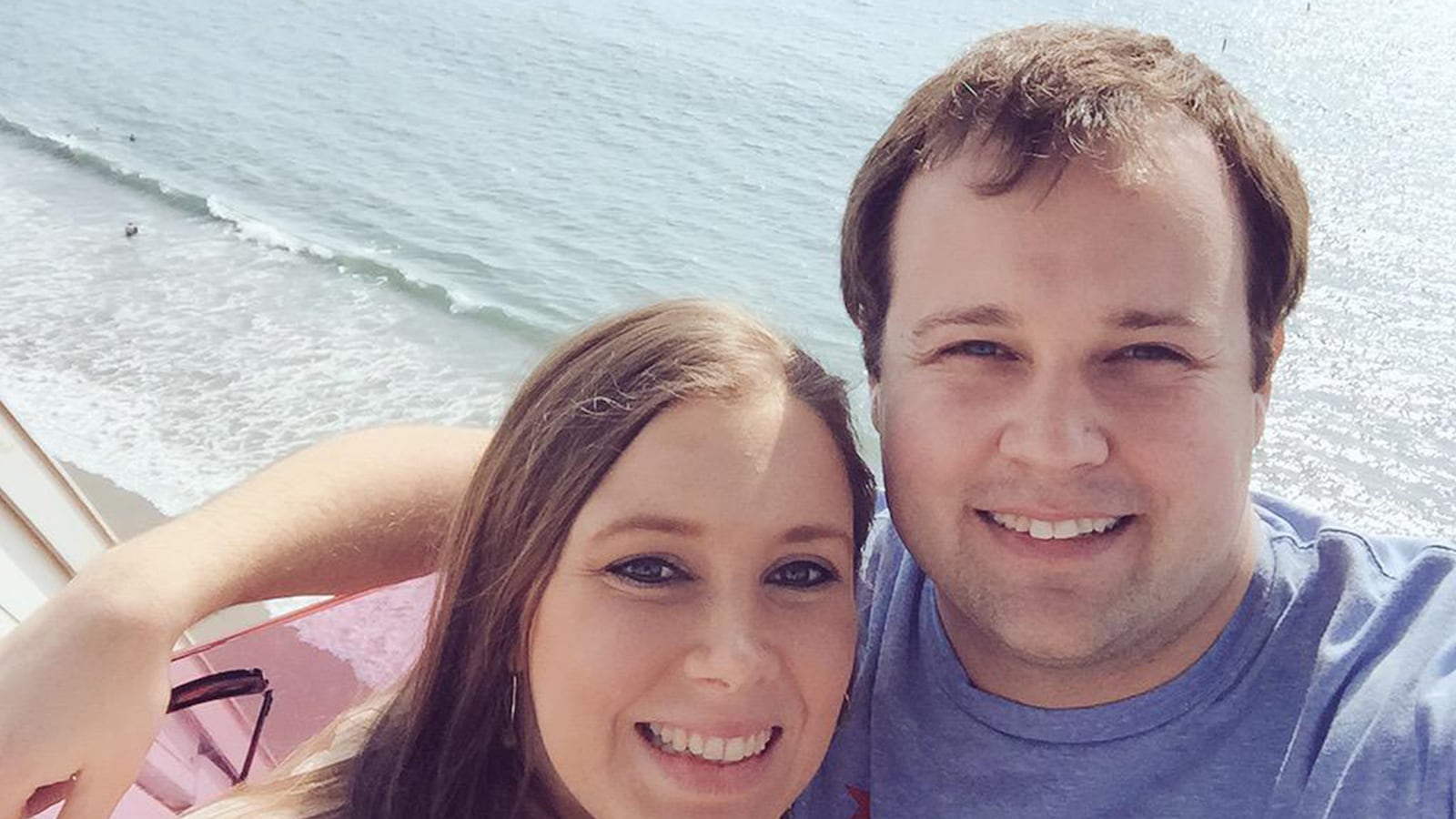 articles/2015/08/26/josh-duggar-s-fall-from-unholy-grace-sex-abuse-affairs-and-now-rehab/150826-fallon-duggar-rehab-tease_terteo