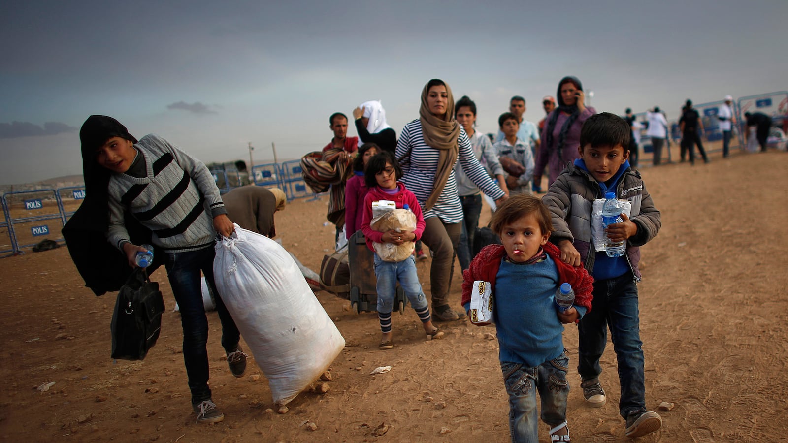 articles/2015/04/23/survivors-tell-of-syria-s-underground-railroad-to-europe/150422-pearson-syria-tease_w93tzr