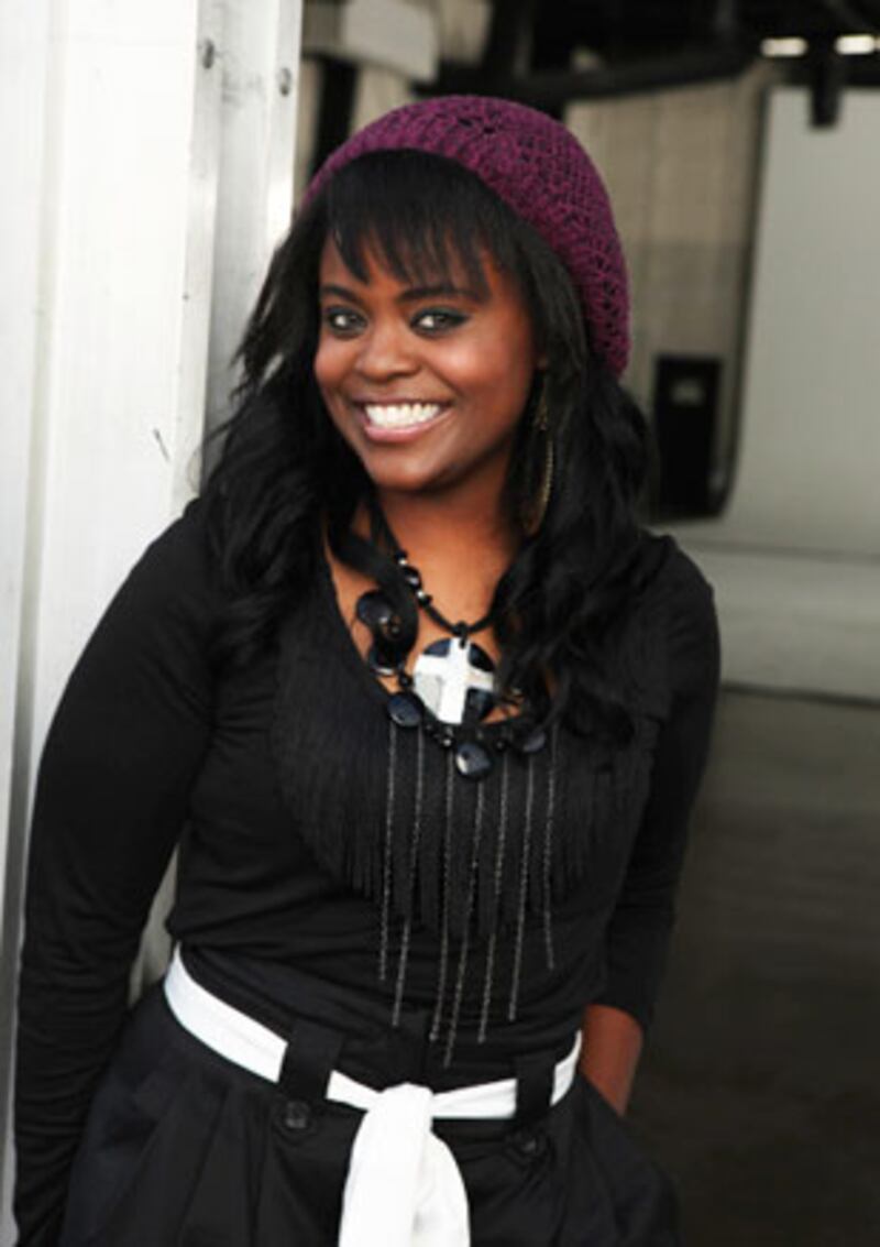 galleries/2010/02/22/idol-s-12-final-women/idol-women---miles_dbxoky