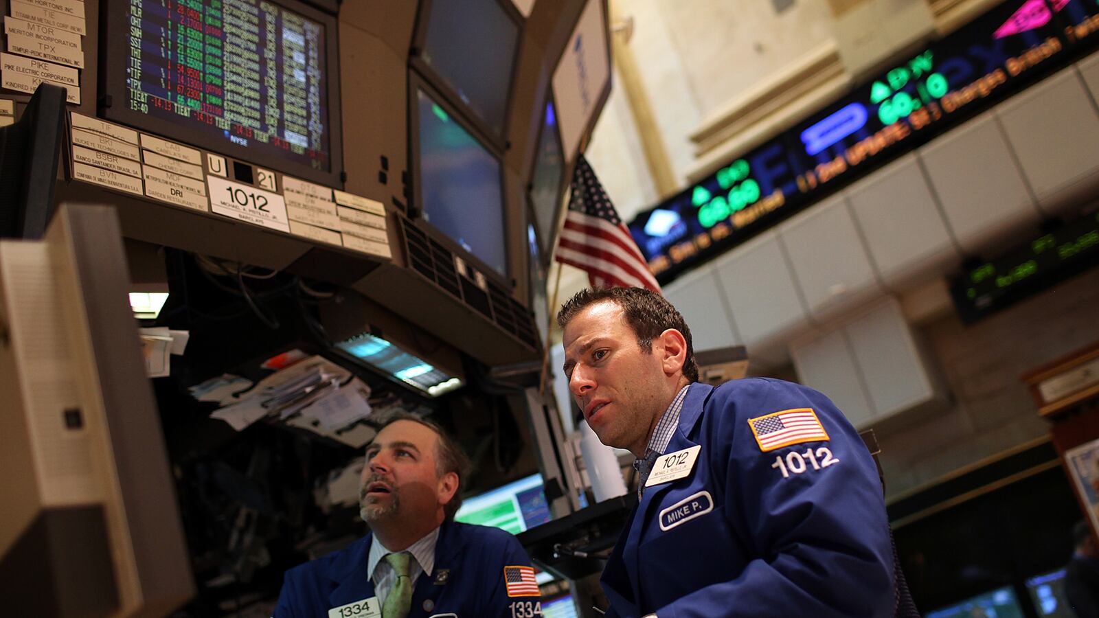 cheats/2012/05/01/dow-reaches-4-year-high/dow-economic-fears-ease-cheat_zzt5c9