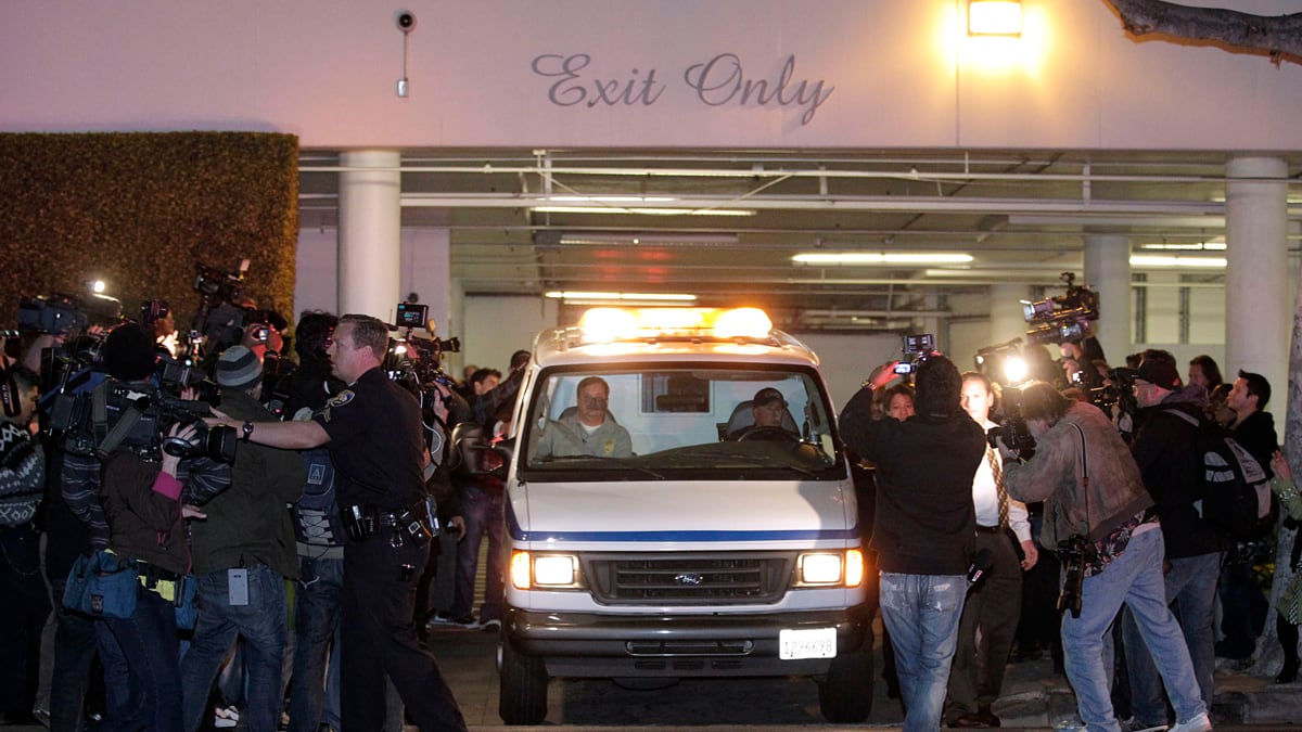 articles/2012/02/12/the-beverly-hilton-reacts-to-whitney-houston-s-death/beverly-hilton-whitney-death-samuels_m73xwm