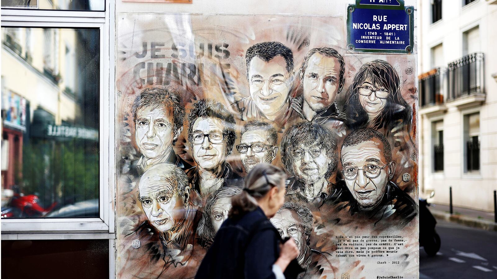 20906-visser-paris-tease_zhnhg9