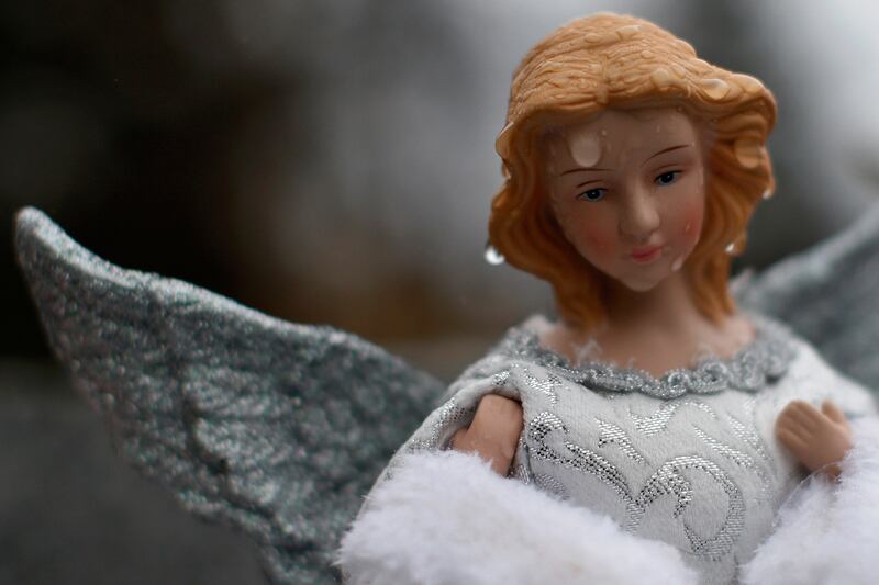 galleries/2012/12/17/newtown-funerals-the-faces-of-grief-photos/17shooting-funeral2_c9ofg3