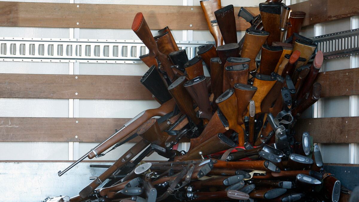 articles/2012/12/29/gun-buybacks-mostly-a-waste-of-time-and-money-experts-say/shapiro-gun-buybacks-tease-embed_txkabr
