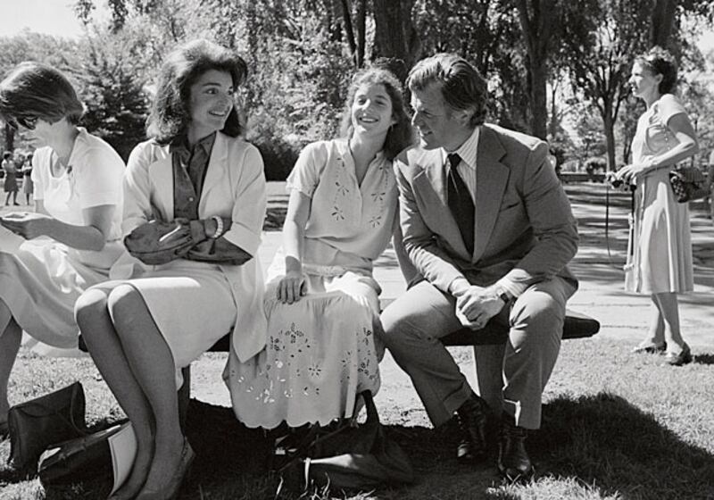 galleries/2009/07/30/intimate-photos-of-the-kennedy-family/kennedy-fam-15_yhp085