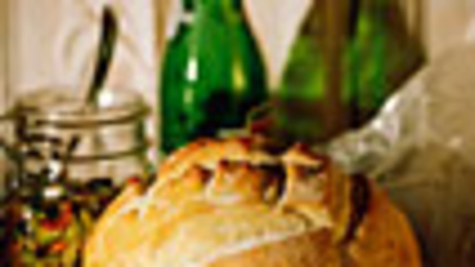 articles/2009/09/08/what-to-eat-11/what-to-eat---muffaletta_fqhgpj
