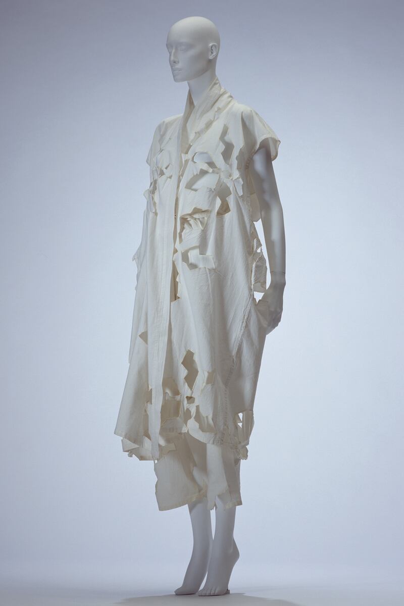 galleries/2013/05/13/seattle-art-museum-future-of-beauty-photos/130513_future_beauty_yamamoto_v3_jo2igp