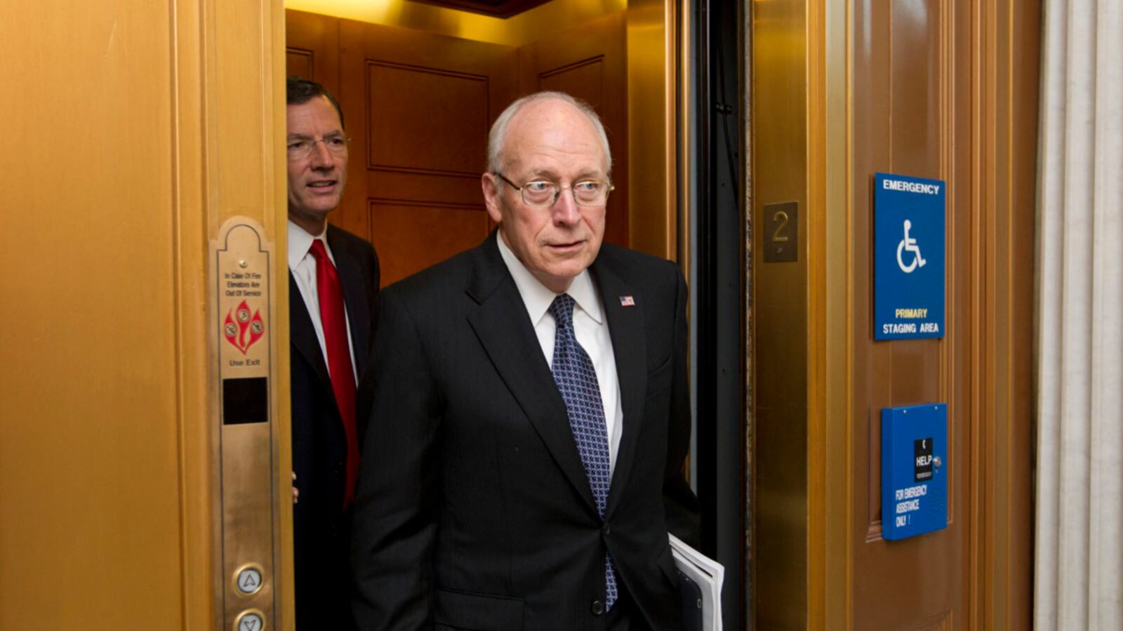 articles/2012/07/19/mired-in-gridlock-congress-barrels-toward-a-fiscal-cliff-over-debt/dick-cheney-congress-return-murphy_nzretp