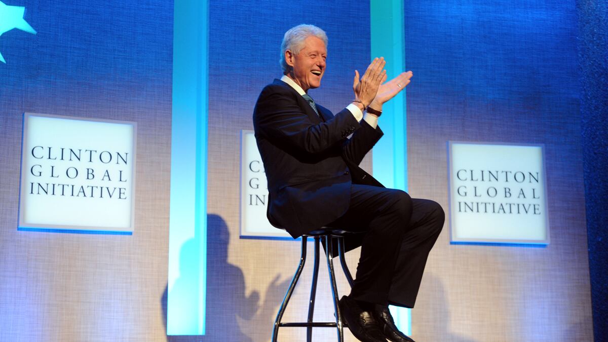 galleries/2011/06/20/bill-clinton-s-14-global-initiatives/clinton-global-initiatives-110619_gahmug