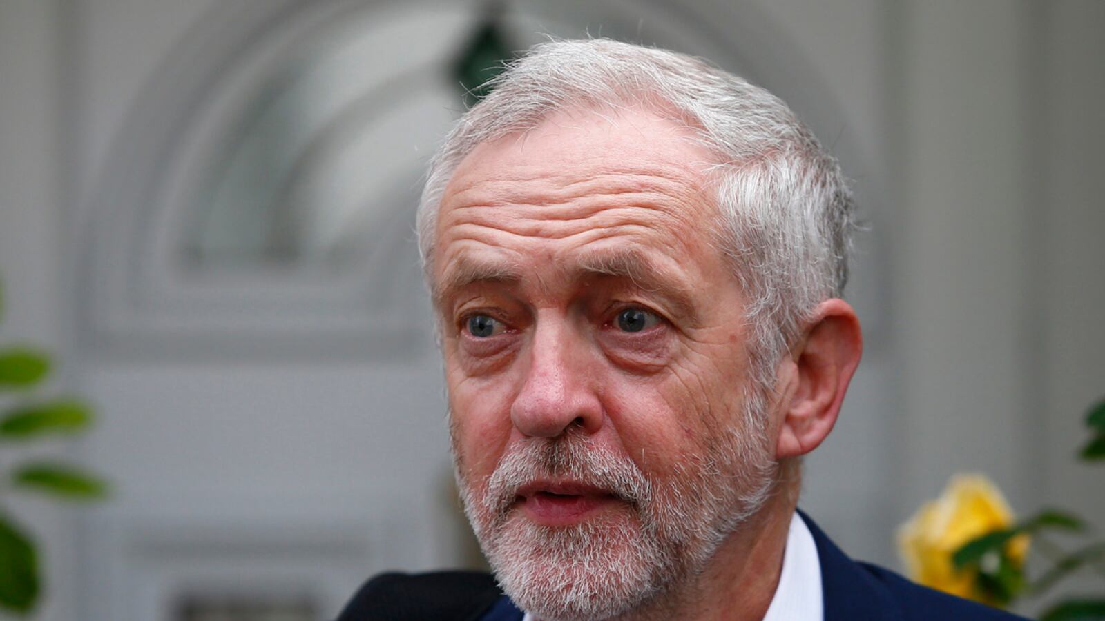 cheats/2016/06/29/pm-to-corbyn-for-heaven-s-sake-go/160629-jeremy-corbyn-brexit-cheat_rodhj3
