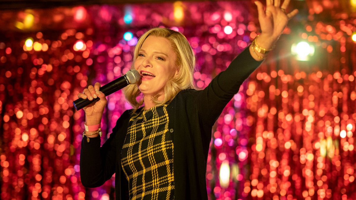 210629-fallon-martha-plimpton-hero_y9bh8v