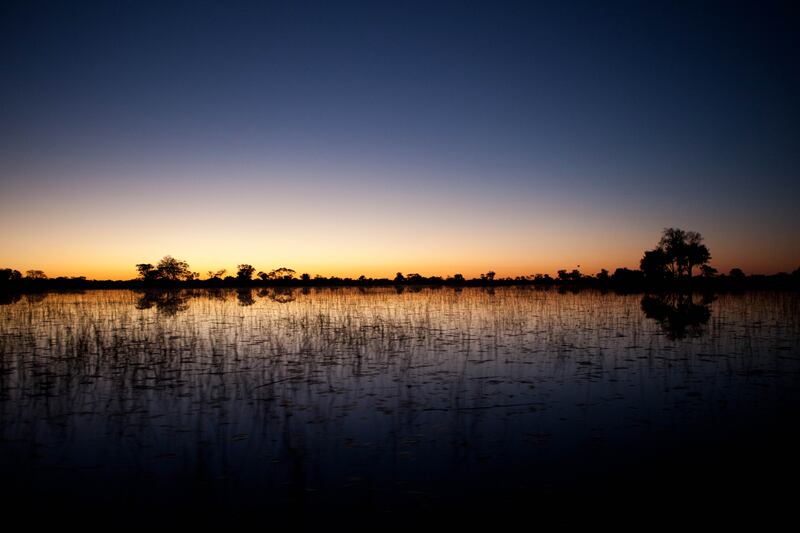 galleries/2013/06/03/13-stunning-sunsets-around-the-world-photos/130531-beyond-xaranna_yuydpl