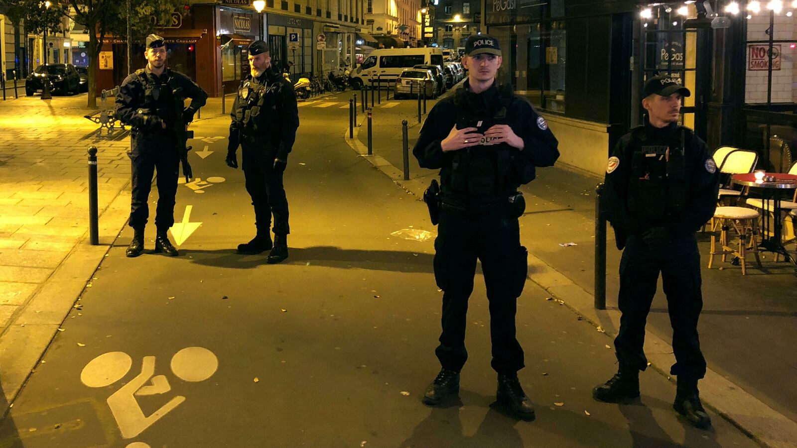 180513-paris-attacker-isis-cheat_zbmstm