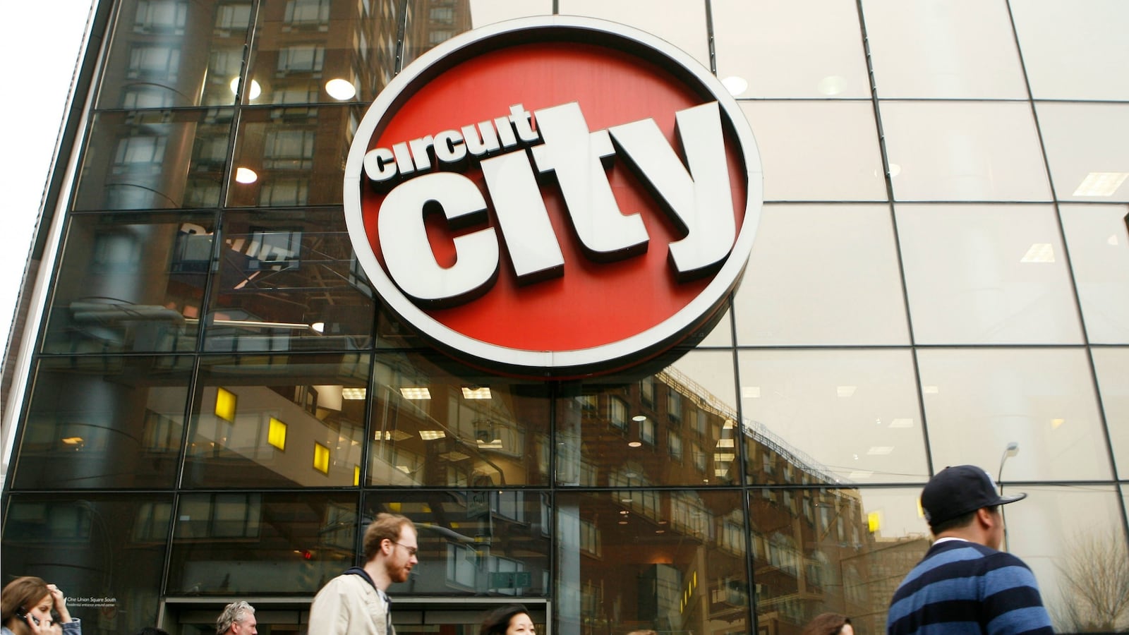 cheats/2016/01/28/circuit-city-could-return-by-2017/160128-circuit-city-cheat_oxlayc