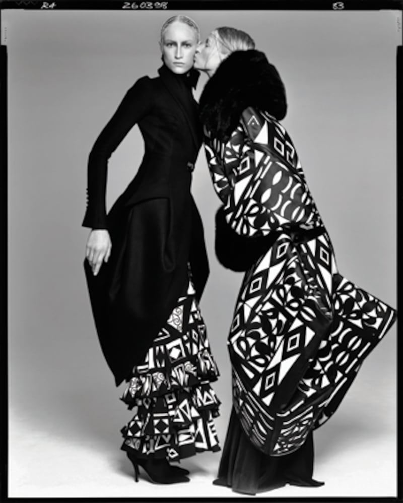 galleries/2009/05/12/avedon-gets-a-closeup/avedon-fashion-6_ztjzm8