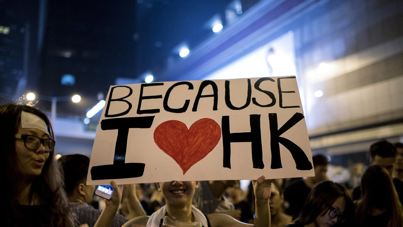 articles/2014/10/01/beijing-hong-kong-a-tale-of-two-cities-as-demonstrations-continue/140930-leung-hk-tease_bybthl