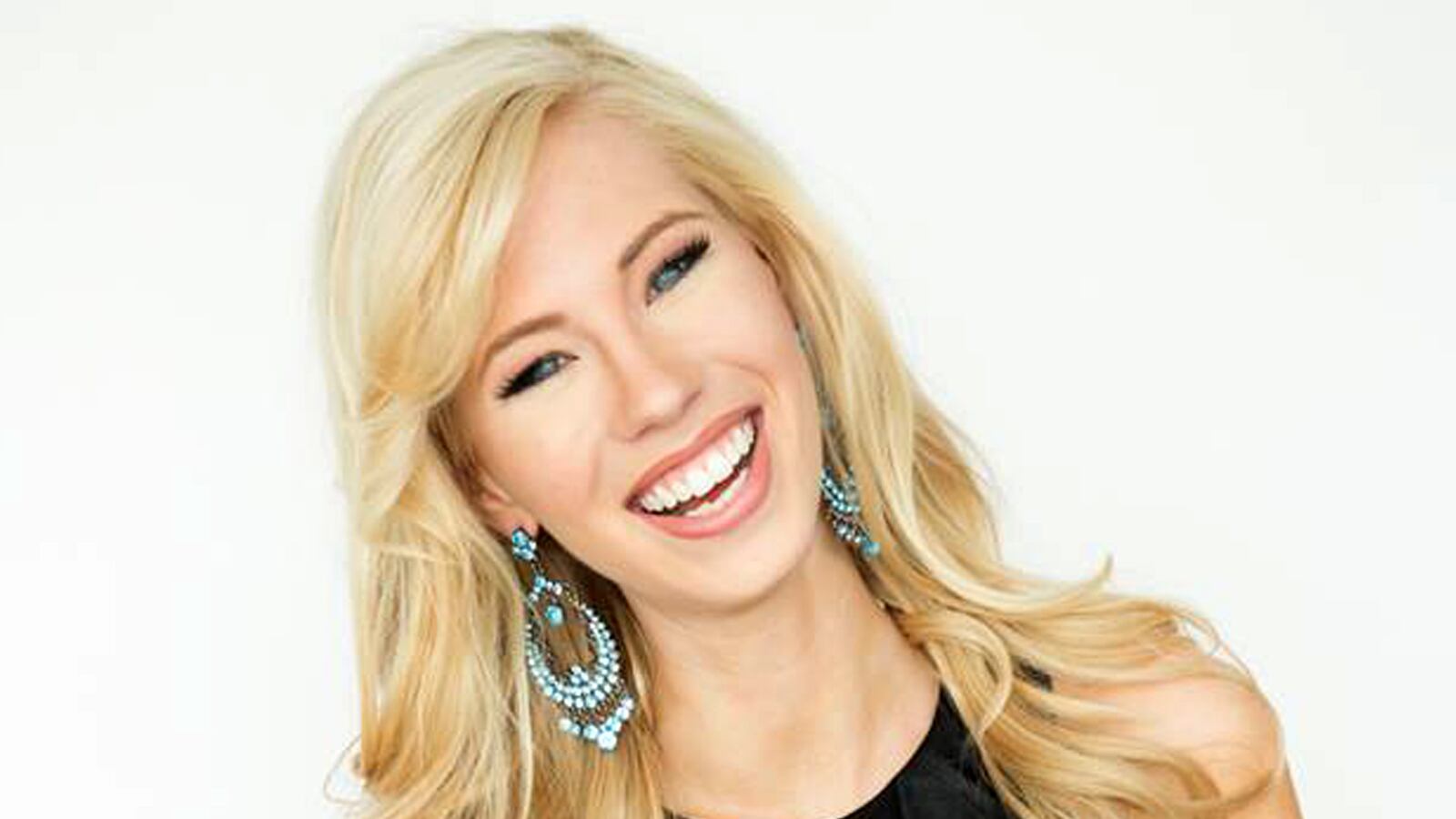 cheats/2013/06/10/new-miss-iowa-to-advocate-for-those-with-disabilities/130610-nicole-kelly-cheat_m6ty30