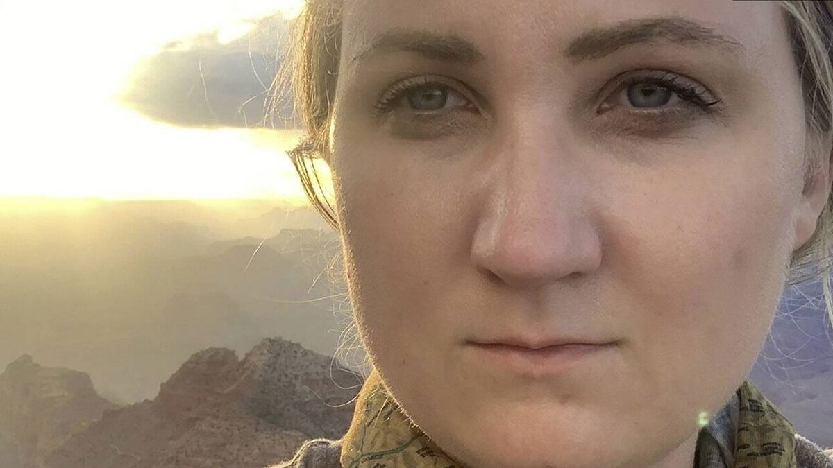 210619-nemstova-catherine-serou-hero_rlgj5a