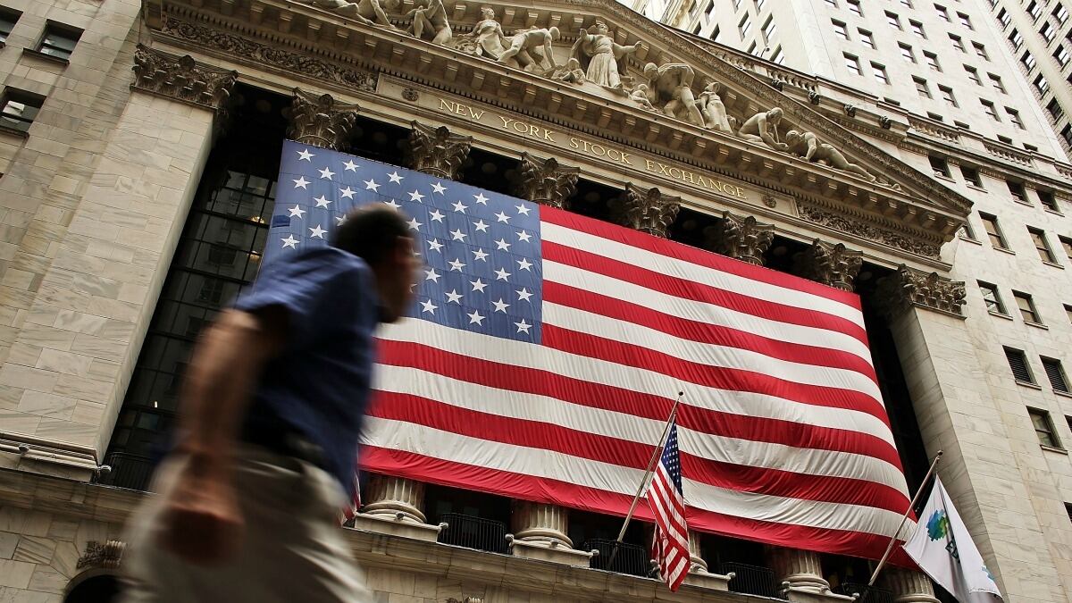 cheats/2013/06/19/fed-economic-recovery-improving/stocks-fed-hopes-cheat_sv763r