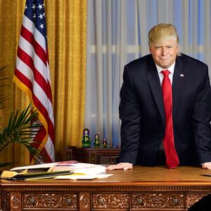 articles/2017/04/26/trump-impersonator-anthony-atamanuik-i-don-t-know-why-alec-baldwin-hates-me/170425-Wilstein-Anthony-Attamanuik-tease-1_ytjx9c