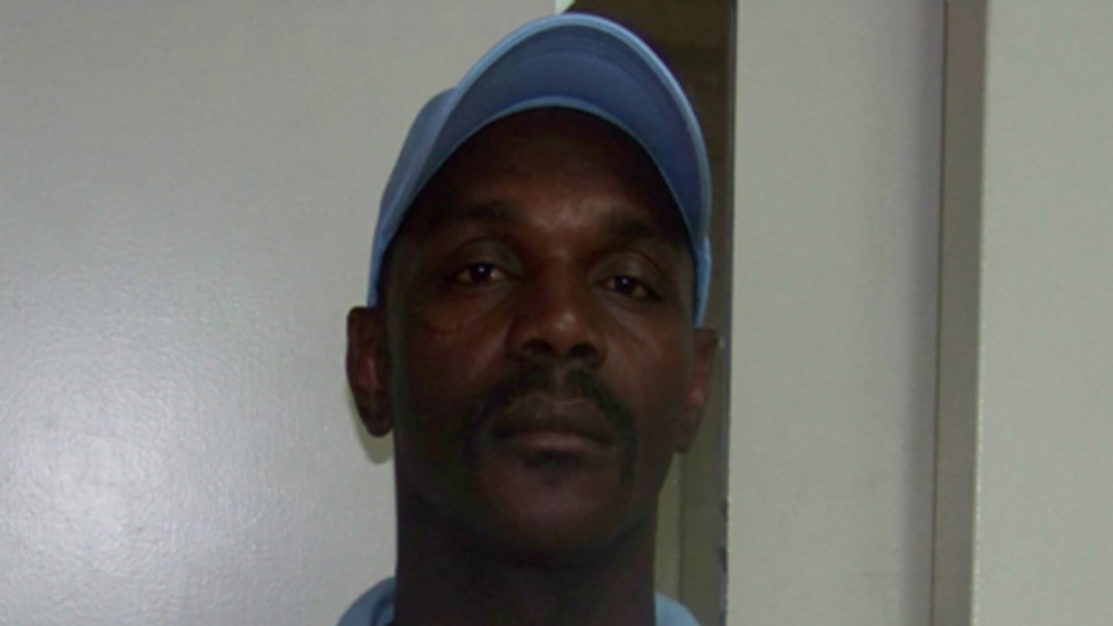 cheats/2015/05/29/no-sign-of-hate-crime-in-miss-hanging/150519-otis-byrd-cheat_ds9qix