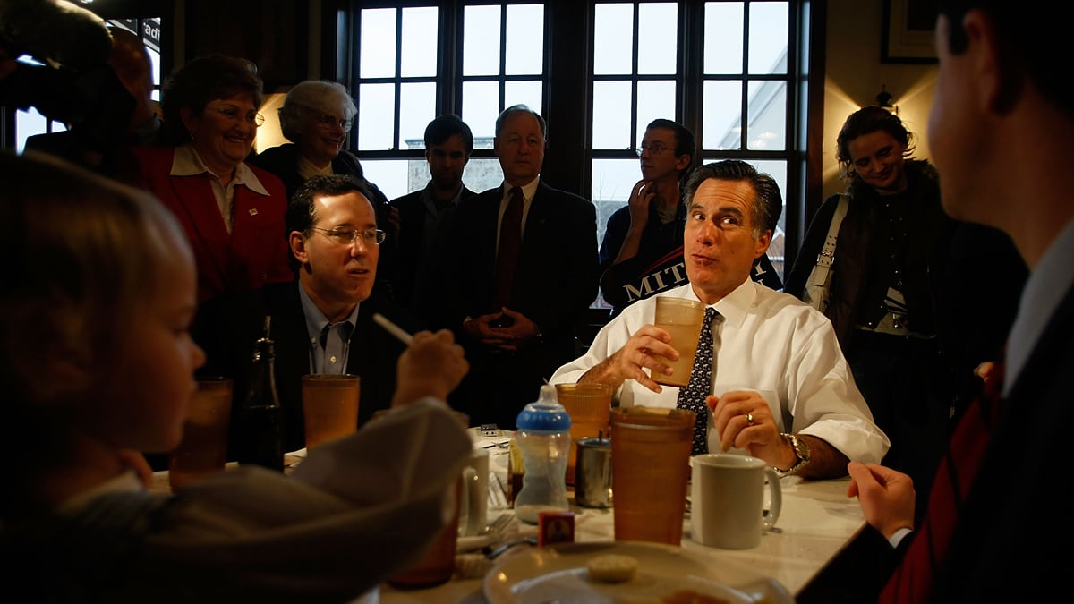 articles/2012/03/20/santorum-and-romney-once-supported-each-other-but-now-trade-attacks/santorum-romney-endorsement-stone_qx4ofj