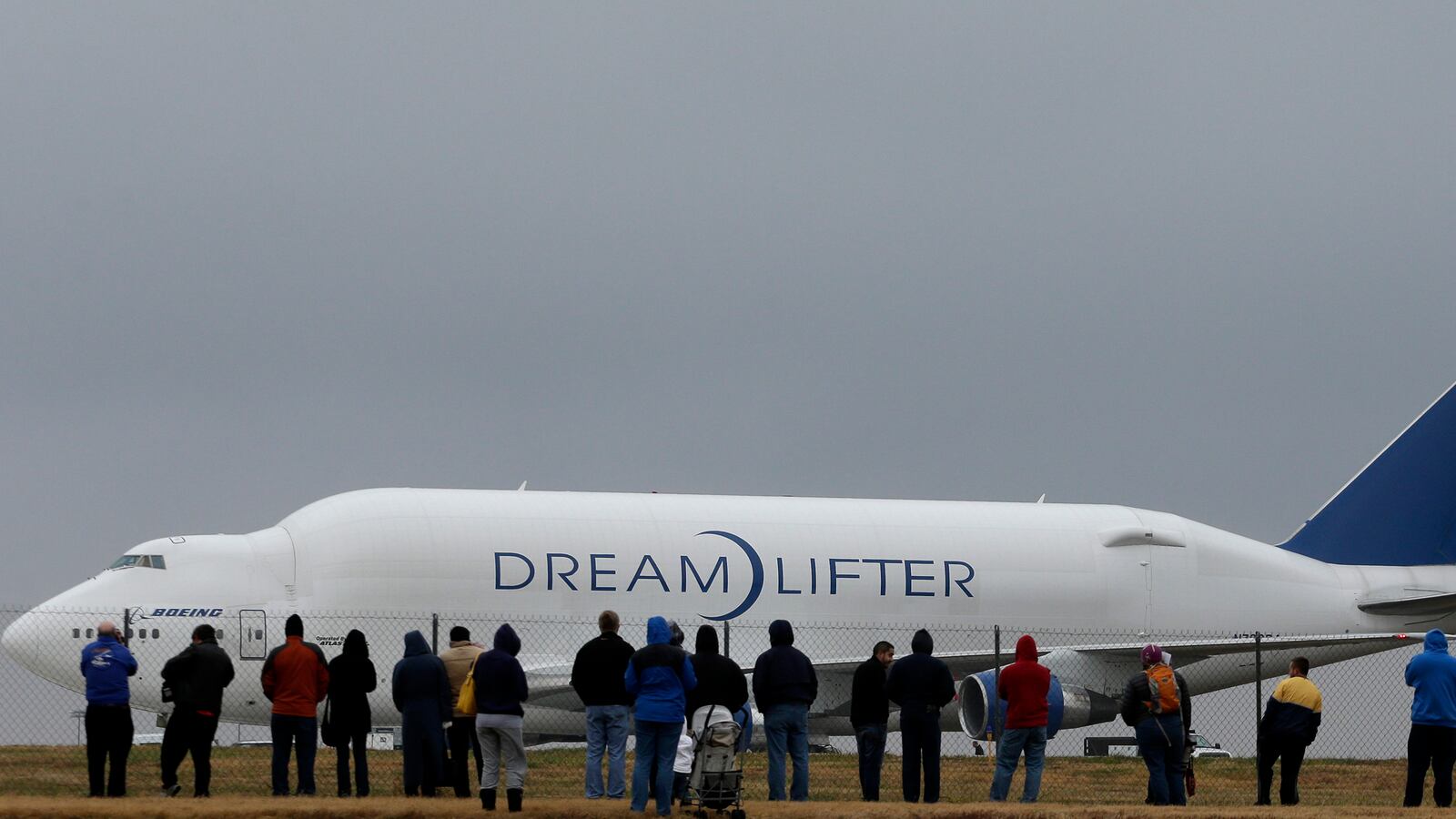 articles/2013/11/21/a-747-lands-at-the-wrong-kansas-airport-a-pilot-s-take-on-what-happened/131121-smith-plane-tease_r2izep