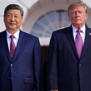 WASHINGTON, DC - SEPTEMBER 24: U.S. President Donald Trump (R) stands with President of China Xi Jinping during an arrival ceremony at the White House on September 24, 2026 in Washington, DC. President Trump is hosting President Xi for a three-day state visit to Washington, DC where the leaders are expected to discuss trade practices, artificial intelligence and furthering "strategic stability" between their countries. (Photo by Andrew Harnik/Getty Images)