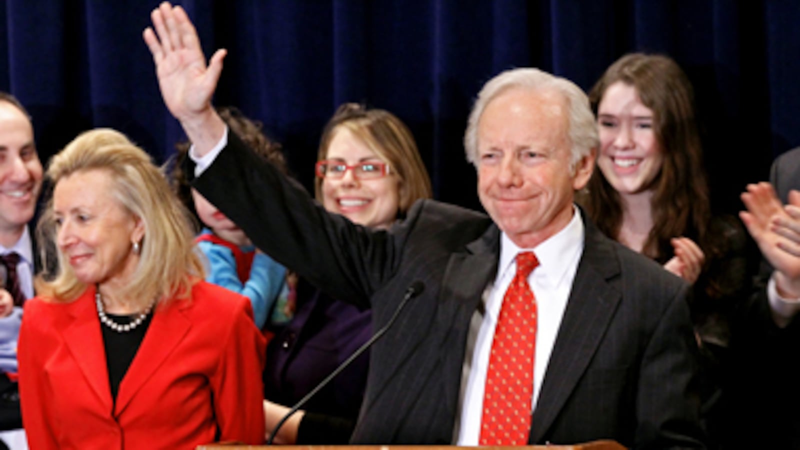 articles/2011/01/20/did-joe-lieberman-screw-independents/graham-independents_154288_pr9xj8
