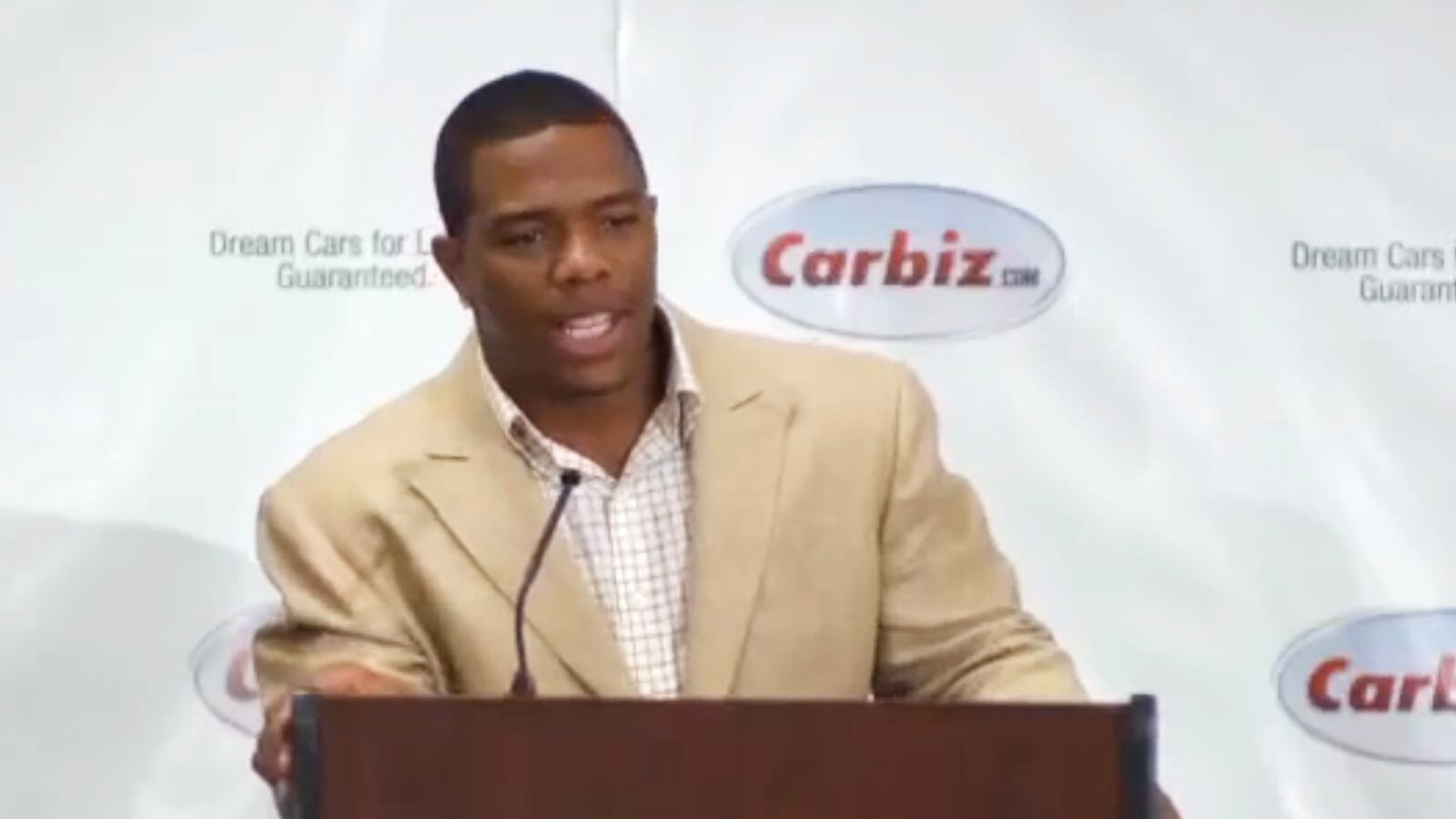 articles/2014/09/09/the-used-car-company-that-s-sticking-with-ray-rice/140909-jacobs-ray-rice-endorsement-tease_x0thy6