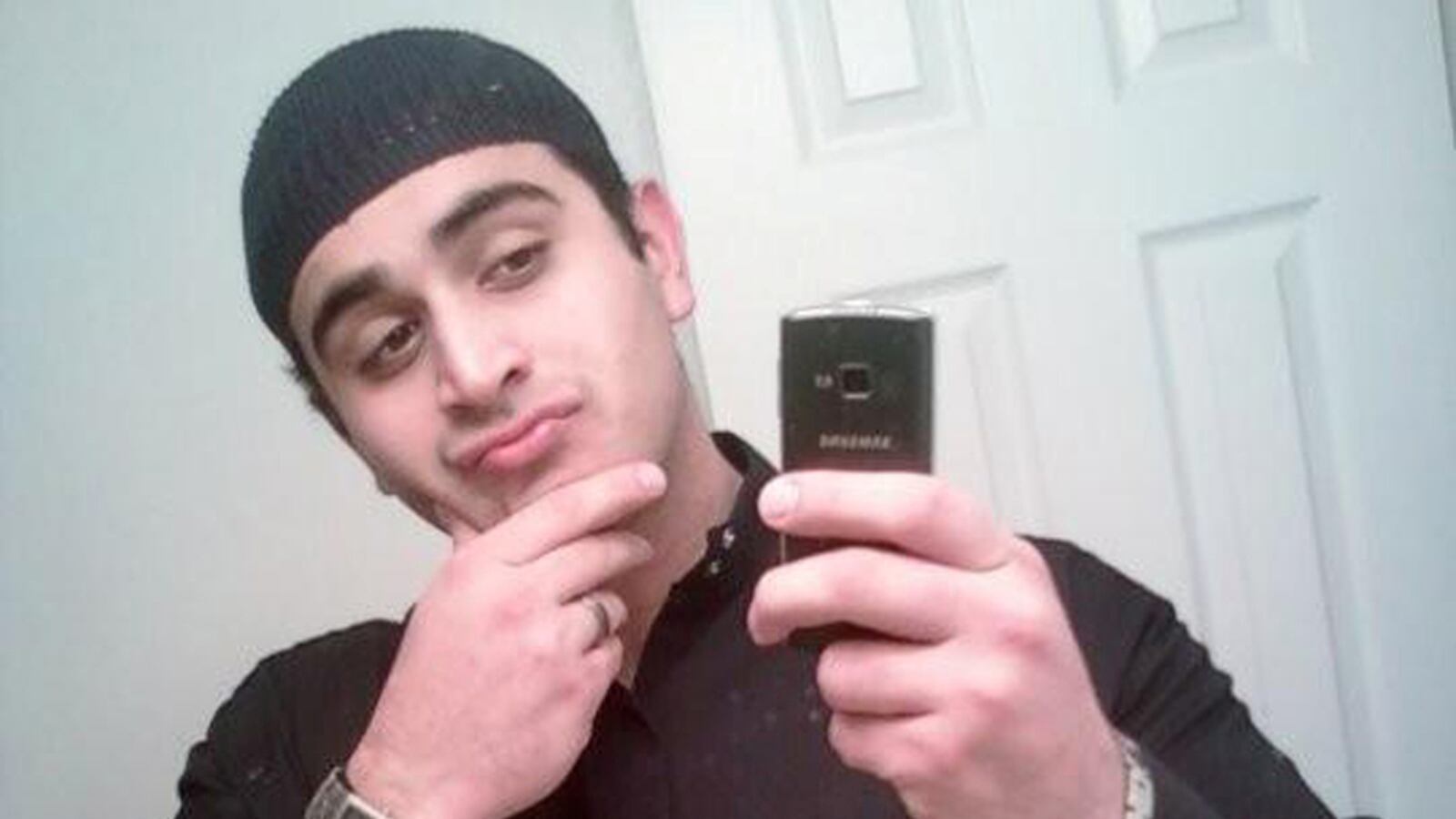 cheats/2016/06/14/former-classmate-mateen-threatened-to-shoot-up-school/160614-omar-mateen-muslims-nawaz_qzyva6