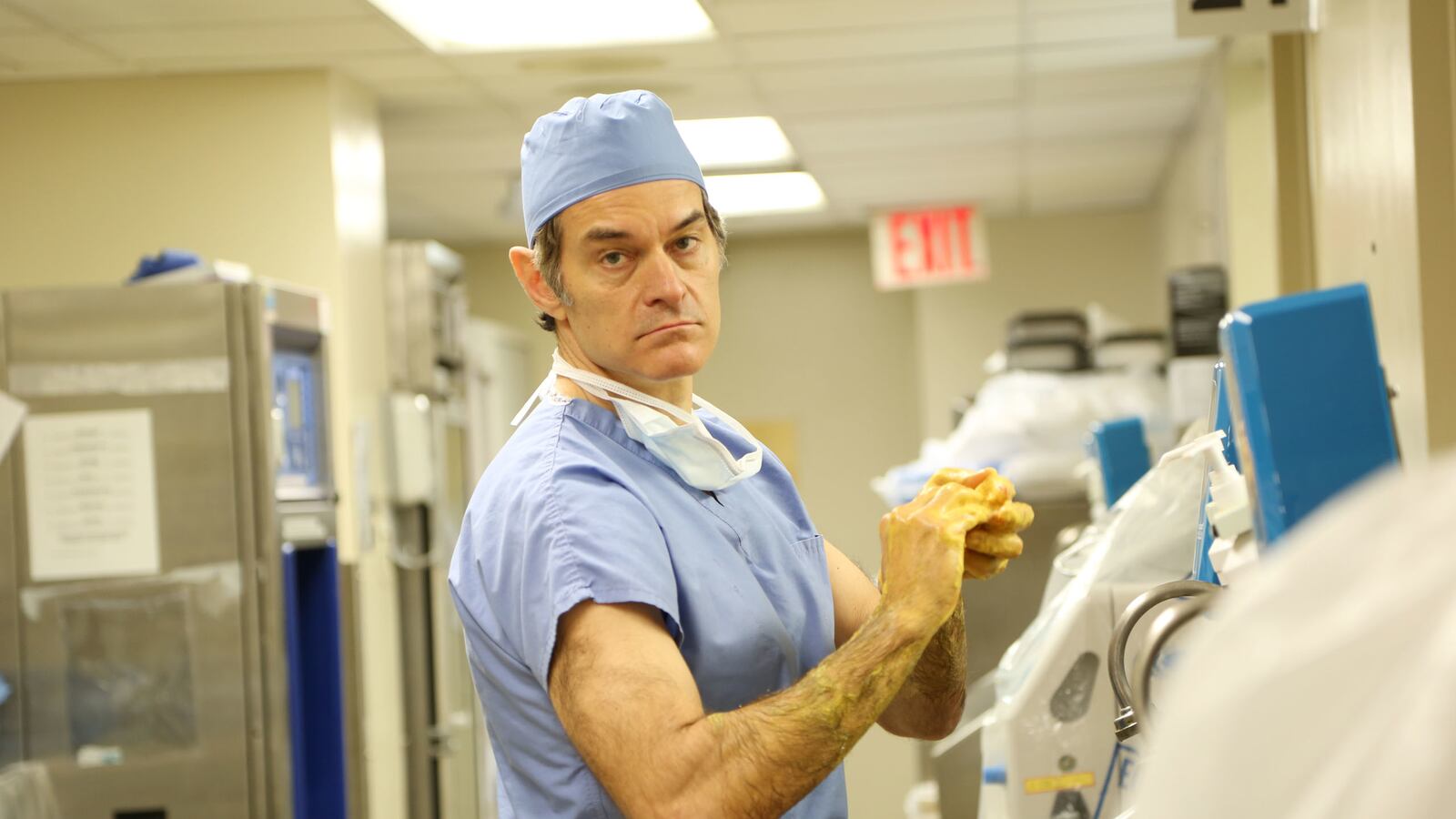 articles/2014/06/26/diagnosis-doctors-like-ny-med-too/140629-saunder-nymed-tease_p7o97o