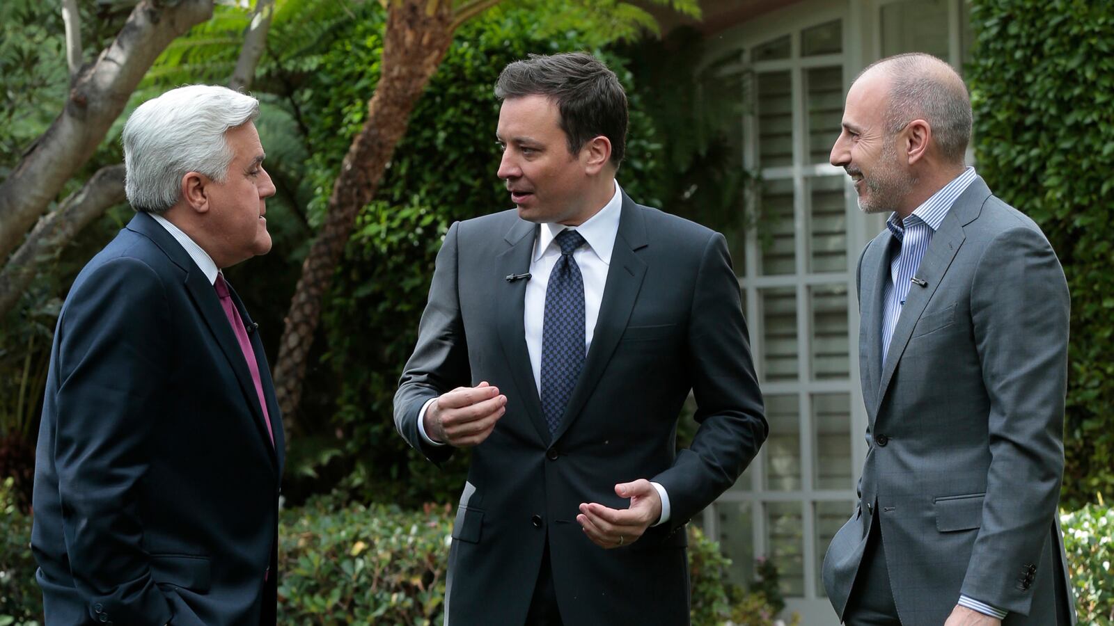 articles/2014/01/27/jay-and-jimmy-together-leno-says-he-s-ready-to-hand-over-the-tonight-show/140127-jay-jimmy-grove-tease_bwxidp