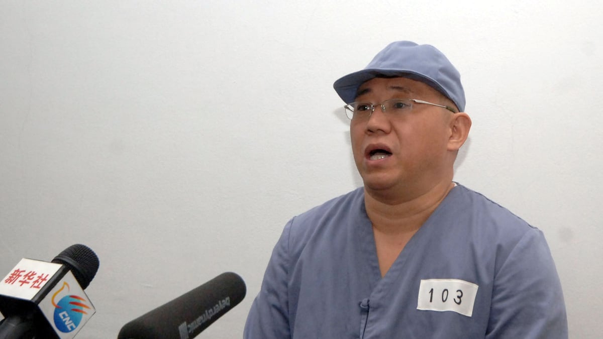 cheats/2016/06/20/north-korea-blackmailing-kenneth-bae/160620-kenneth-bae-north-korea-cheat_ex2ri2