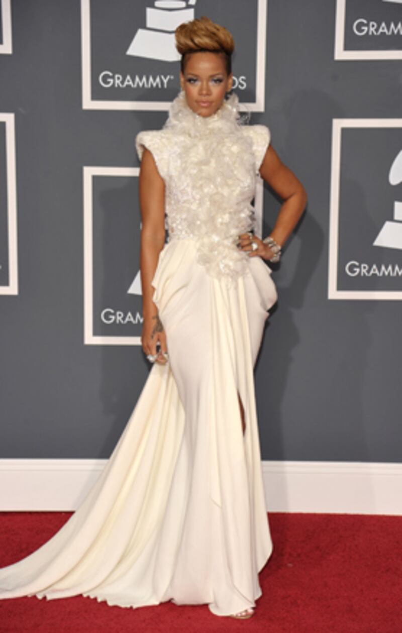 galleries/2010/01/31/grammy-red-carpet/grammy-red-carpet---rihanna_mnapld