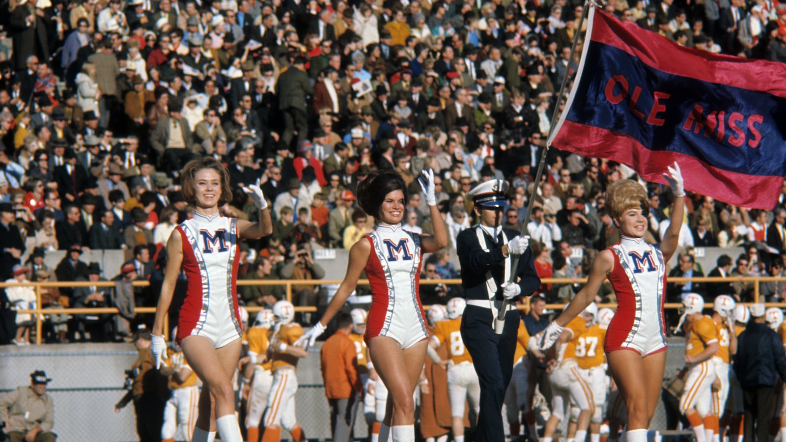 articles/2015/09/19/when-racism-wrecked-ole-miss-football/150918-stevens-ole-miss-tease_xf2fc1