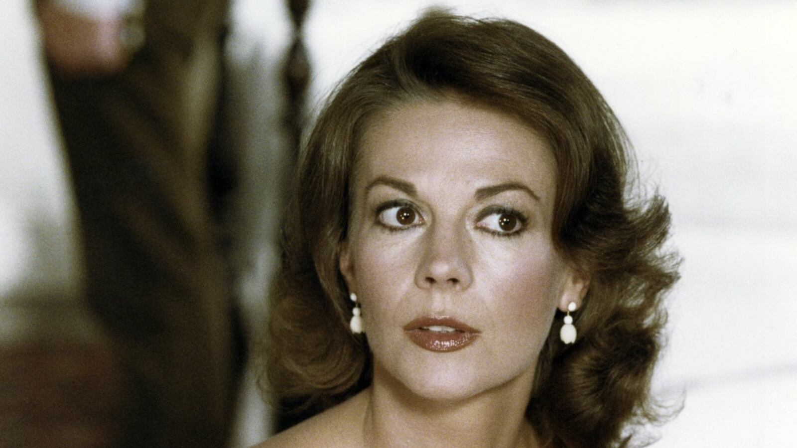 cheats/2013/01/14/natalie-wood-autopsy-hints-at-assault/natalie-wood-effed-up-autopsy-cheat_o8r1g8